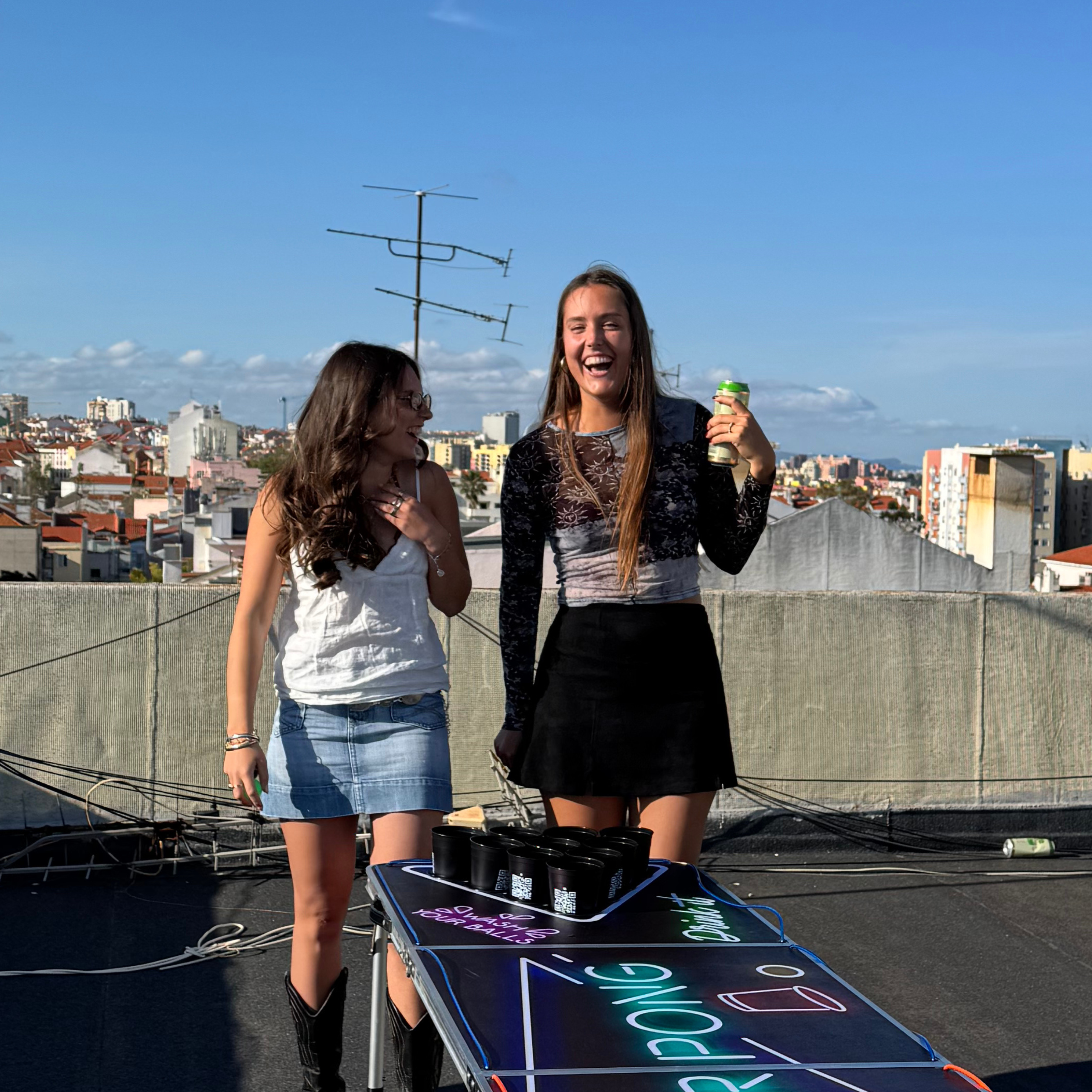 Set QR-Pong